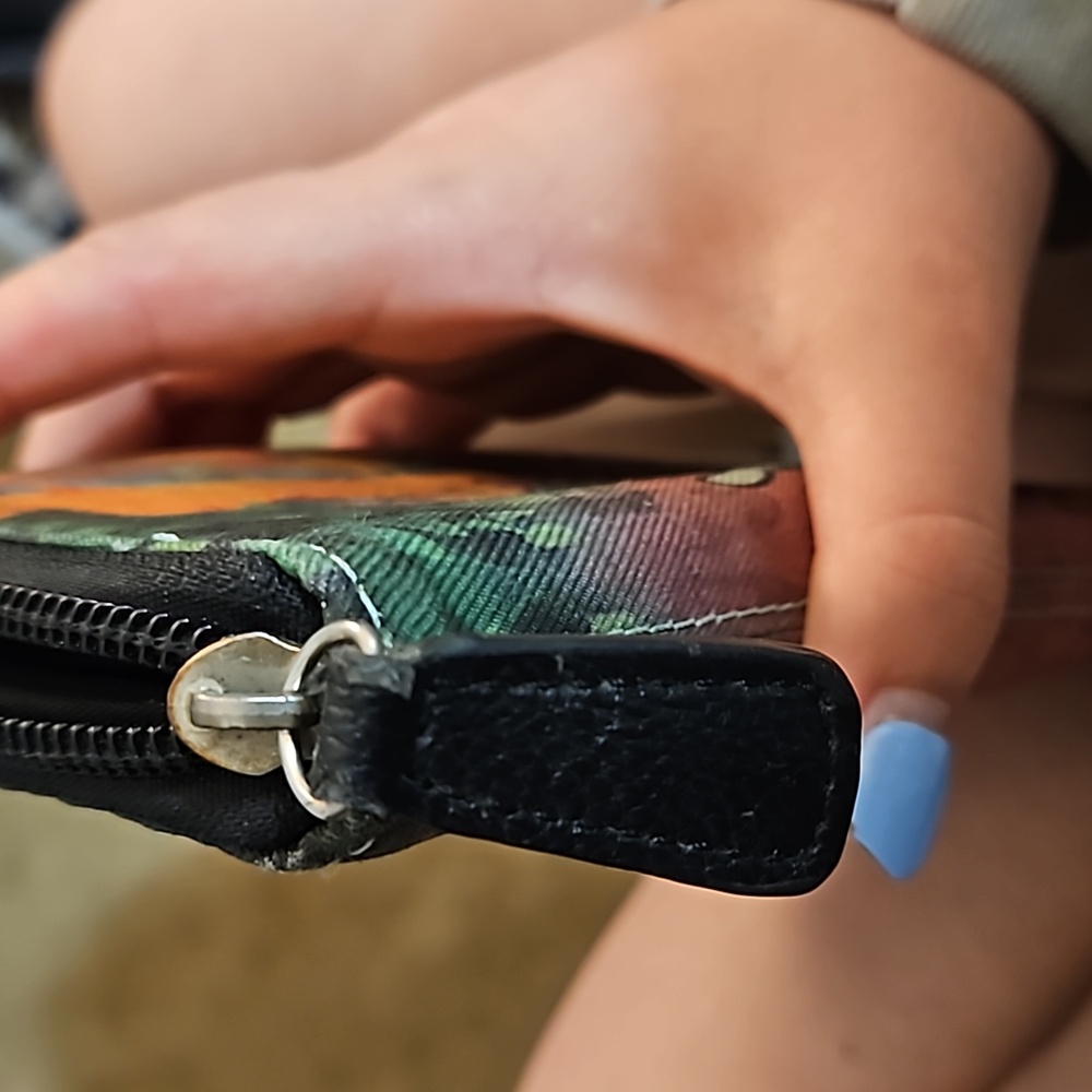 Wallet - Picture 4 of 4